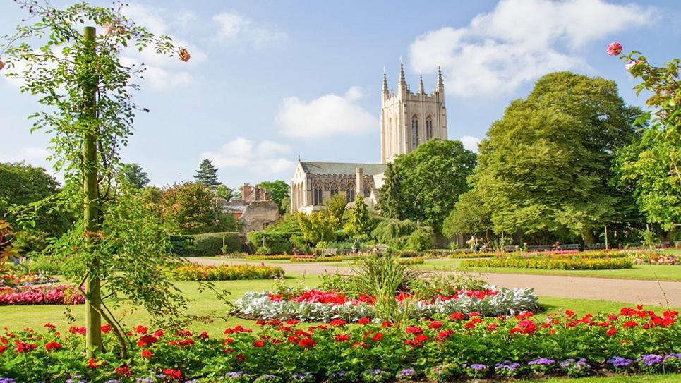Abbey Gardens in the summer Josephine Sweetman 965x540