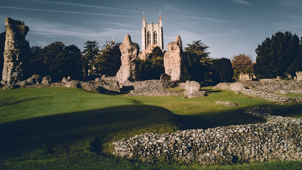 Abbey Ruins and Cathedral credit Jon Miles 965x540