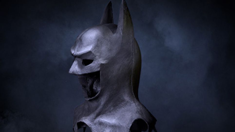 Batman Cowl 965x540