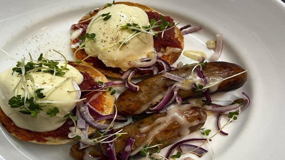 Brunch at baileys 2 965x540