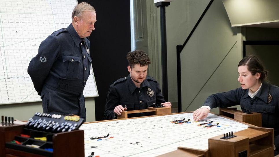 Bury St Edmunds Guildhall WWII Operations Room Reenactors 965x540