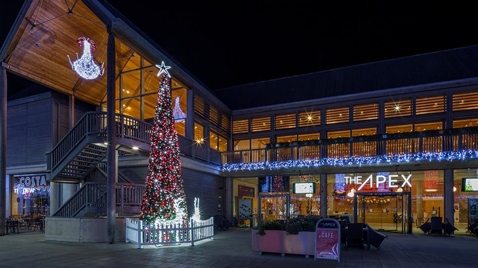 Bury St Edmunds at Christmas Apex 965 x 540
