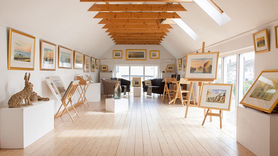 Ferini Art Gallery 865 x 465