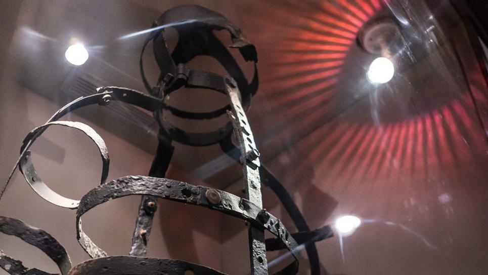 Gibbet Cage Moyses Hall Museum 965x540