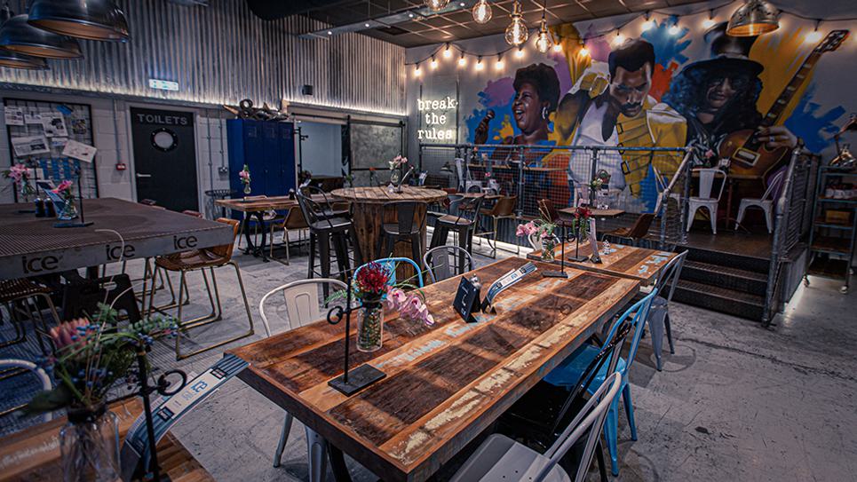 ICE Cafe 965 x 540
