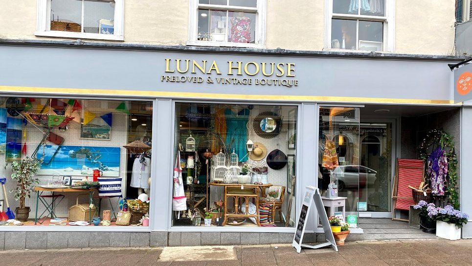 Luna House Sue Warren 965x540