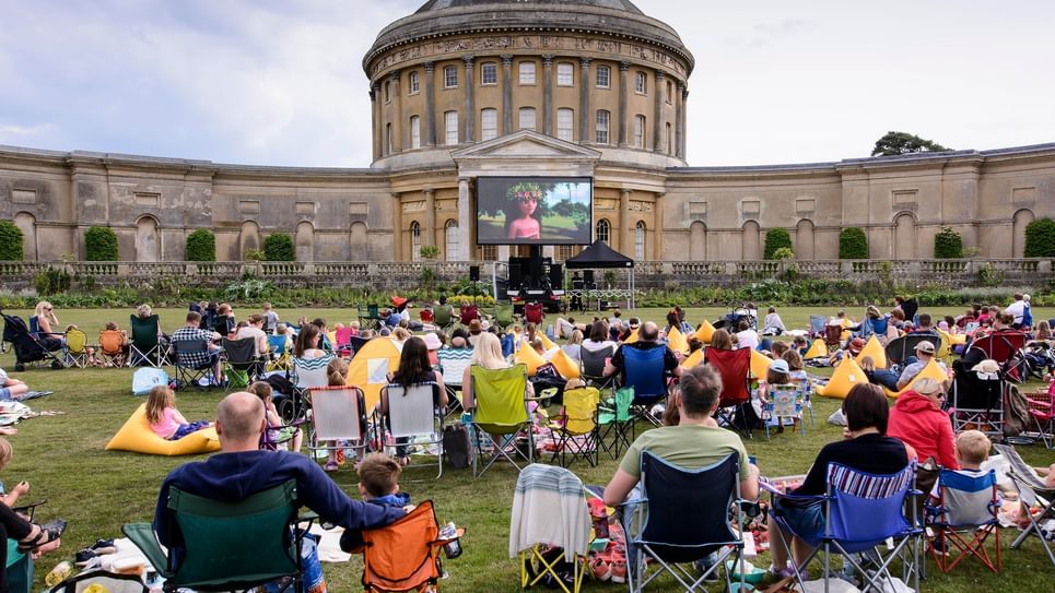 Outdoor cinema