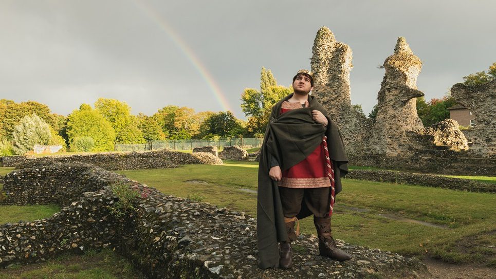 St Edmund Costume Abbey Ruins Rebecca Austin 965x540