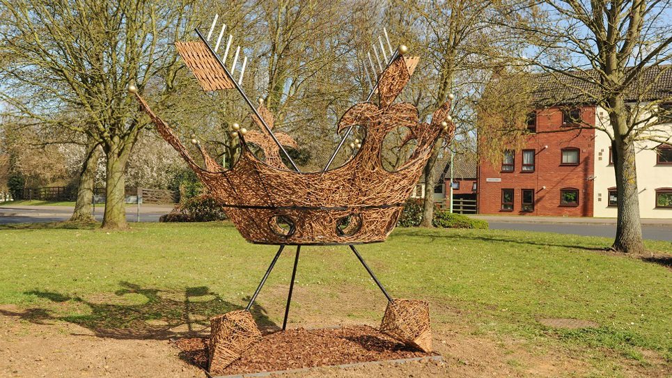 The Crown Roundabout Art Bury St Edmunds in Bloom 965x540