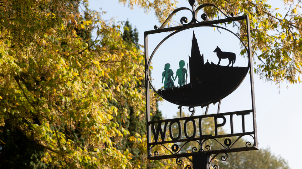 Woolpit 965 x 540