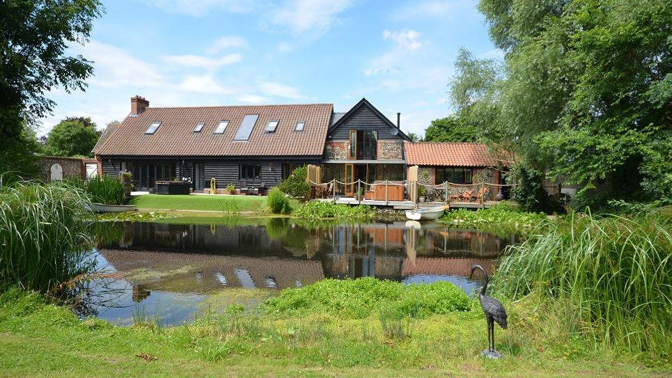 Holidaycottages co uk 965x540