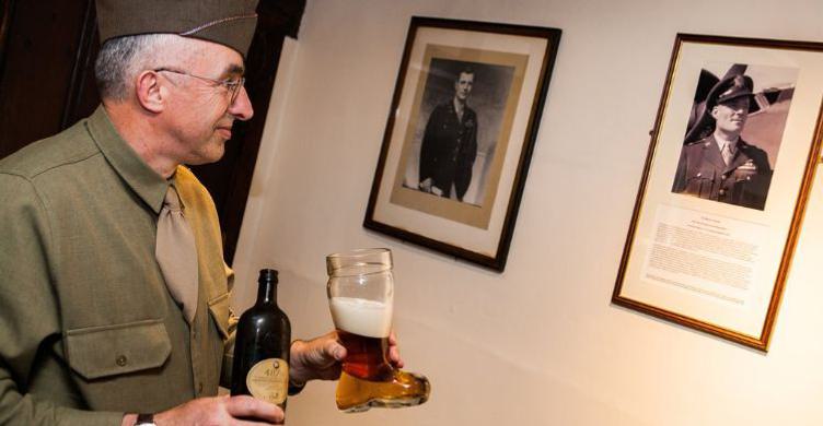 Airmens Bar The Swan at Lavenham Hotel Spa 1 750x390