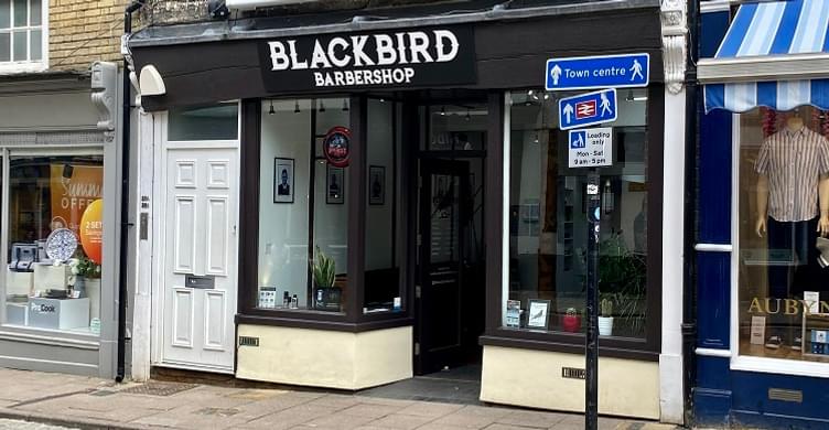 Blackbird Barnershop exterior Sue Warren 750x390