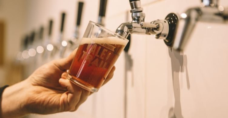 Bury St Edmunds Ale Trail pouring 750x390