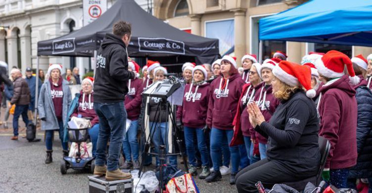 Bury St Edmunds Market Christmas entertainment750x390