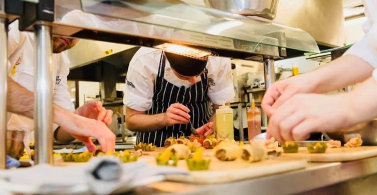 Edmunds Chefs at Work 750x390