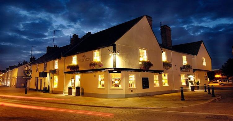 Fox Inn 750x390