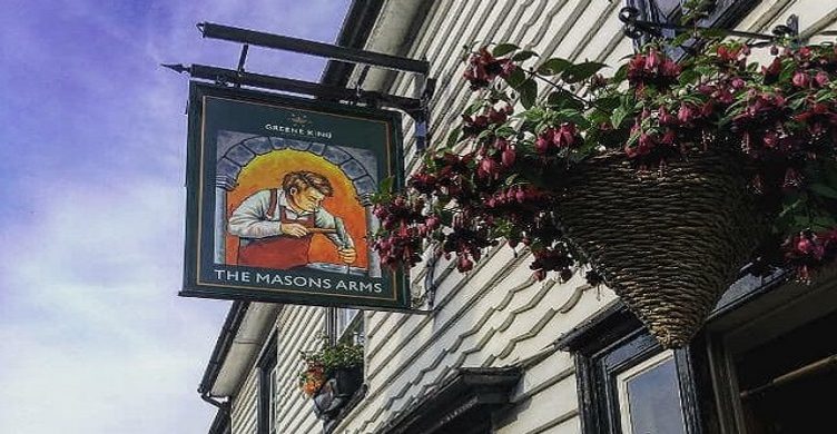 Masons Arms exterior 750x390