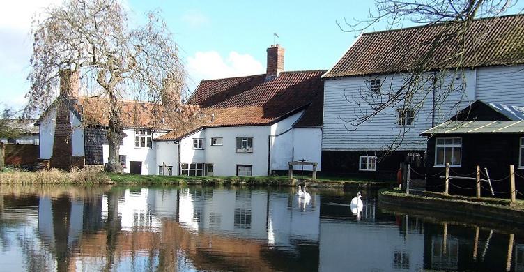 Pakenham Water Mill and swans 750x390