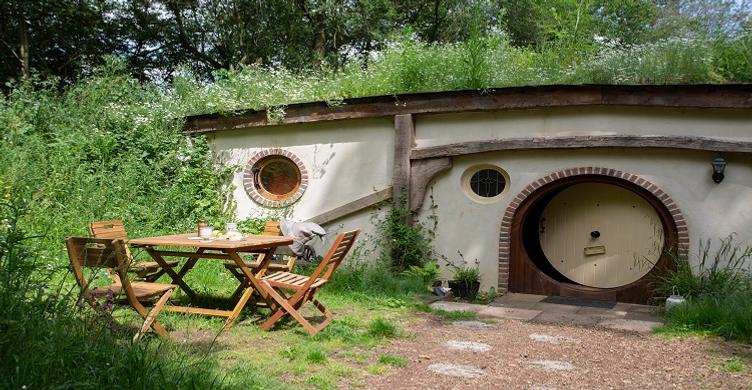 Pod Hollow at West Stow Pods 750x390
