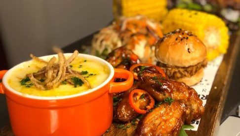 Queens Bar Grill BBQ Sharer 750x390