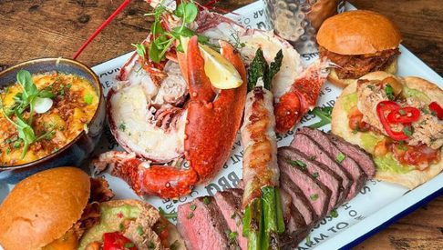 Queens Bar Grill Surf Turf 750x390