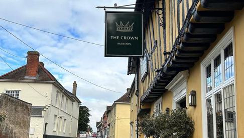 The Crown Bildeston 750x390