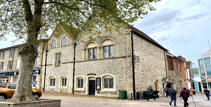 Moyses Hall Museum exterior 736x376